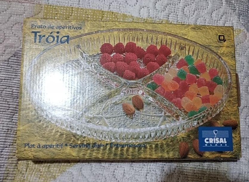 Prato de aperitivos Tróia novo