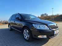 Skoda Octavia, bogata wersja- Ambition: nawigacja, grzane siedzenia