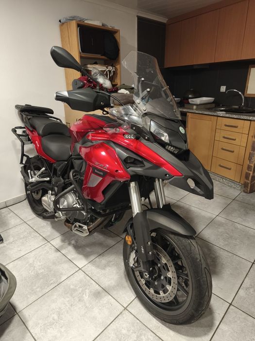 Benelli trk 502.