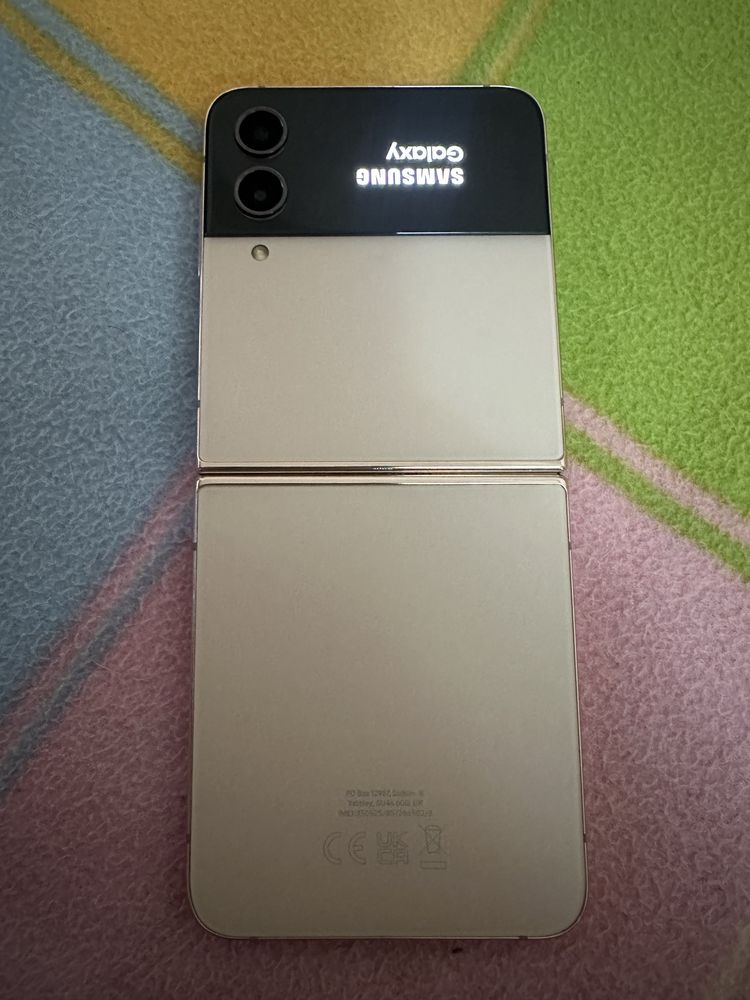 Samsung Z Flip 4 (Ecrã Partido)