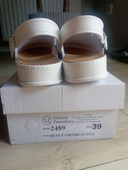 Buty medyczne skórzane klapki chodaki nowe 39