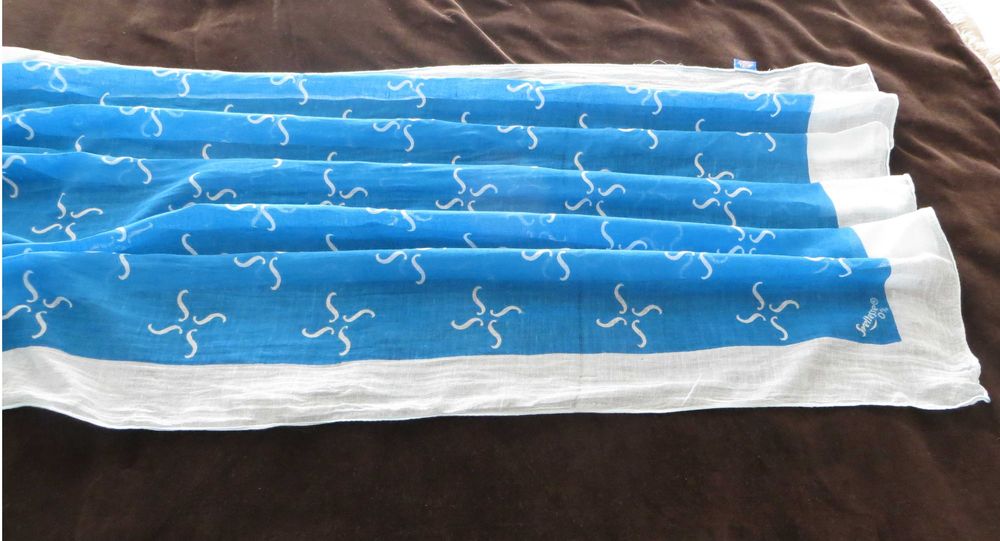 Saída de Praia - Páreo  Indiano azul e branco - Novo