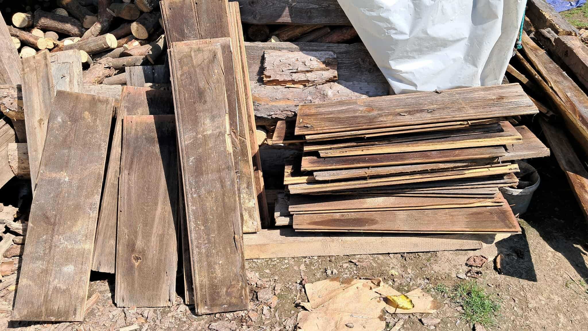 Stare Deski i Belki Ciosane