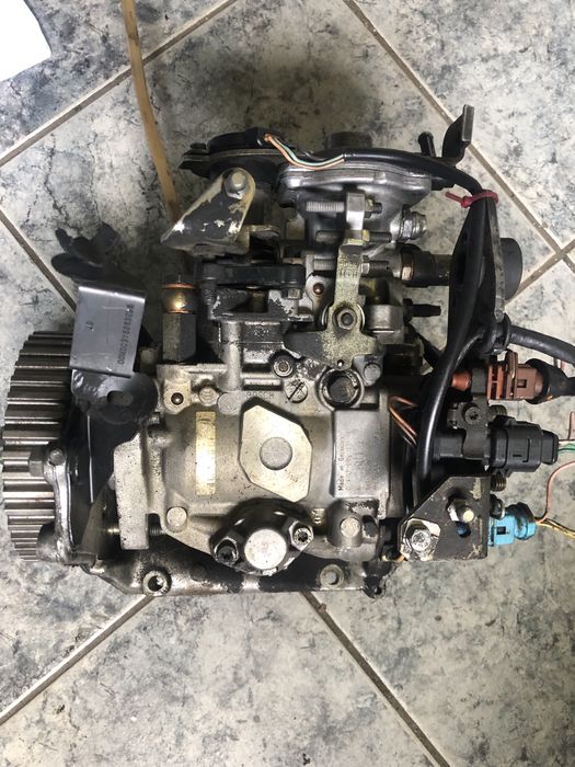 Паливний насос(ТНВД) Пежо 1.9тд 0460494448