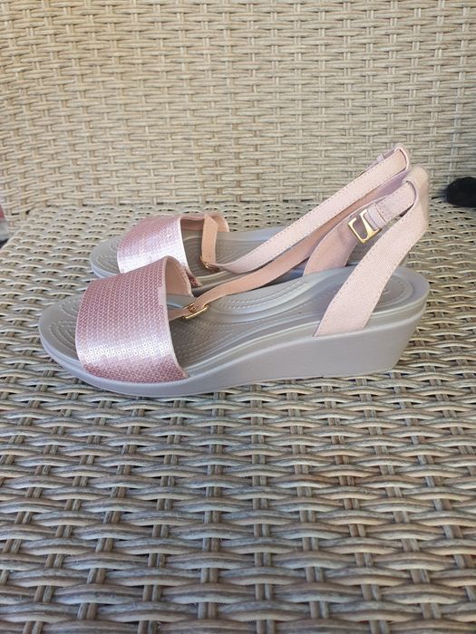 Босоніжки crocs розмір w10