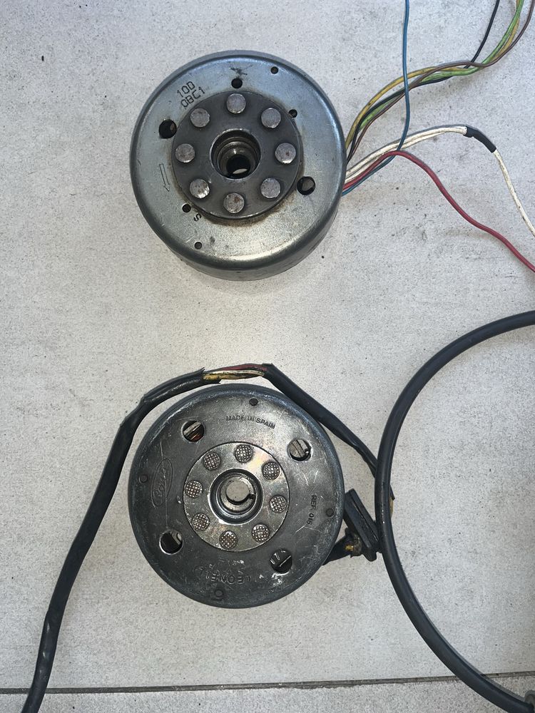 Vendo material de am6 minareli e algim de tzr 125