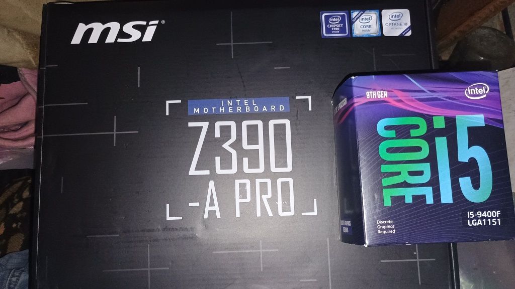 Материнська плата з процесором i5 9400F