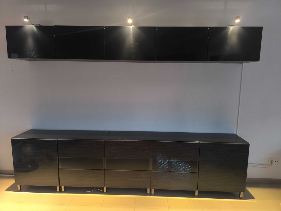 Móveis de Sala c/ Iluminação Módulos de Superfície e Suspensos