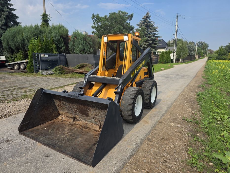 Miniładowarka Bobcat Ford L553  New Holland Ładowarka  - Silnik Kubota