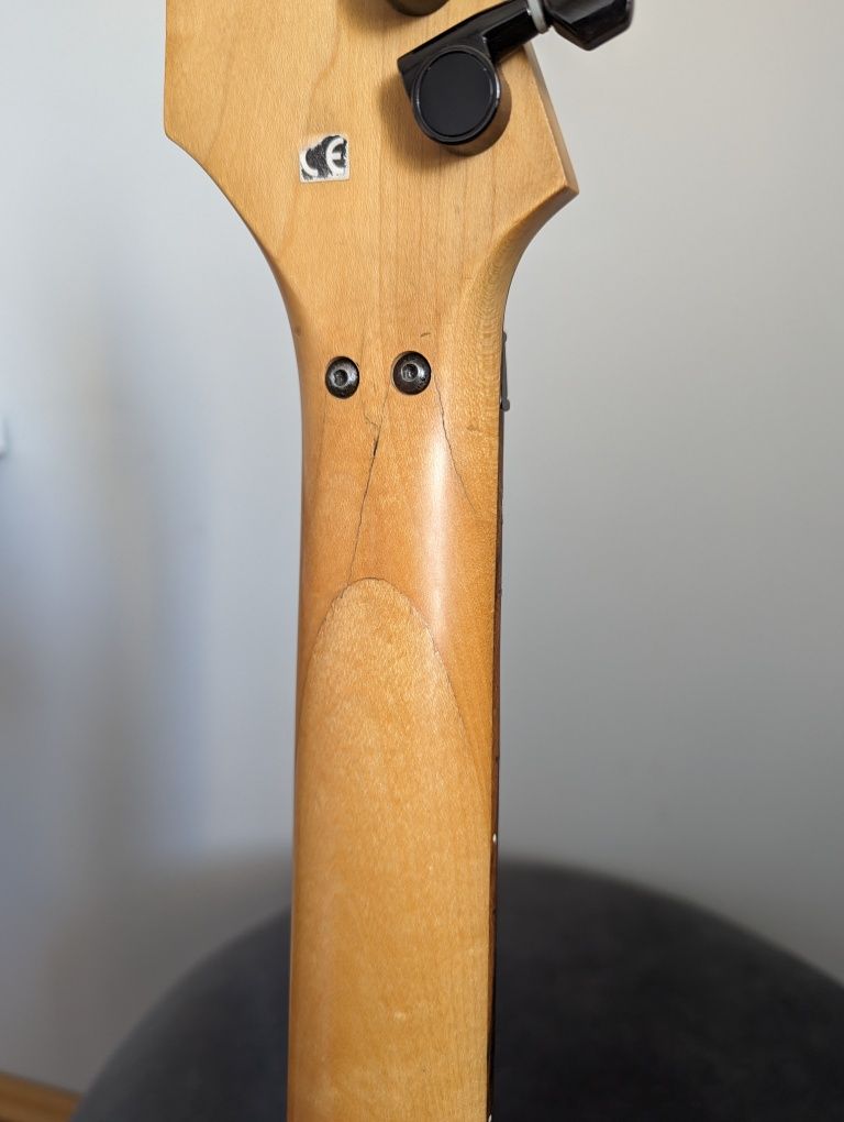 Gitara elektryczna Cort X6 z Floyd Rose