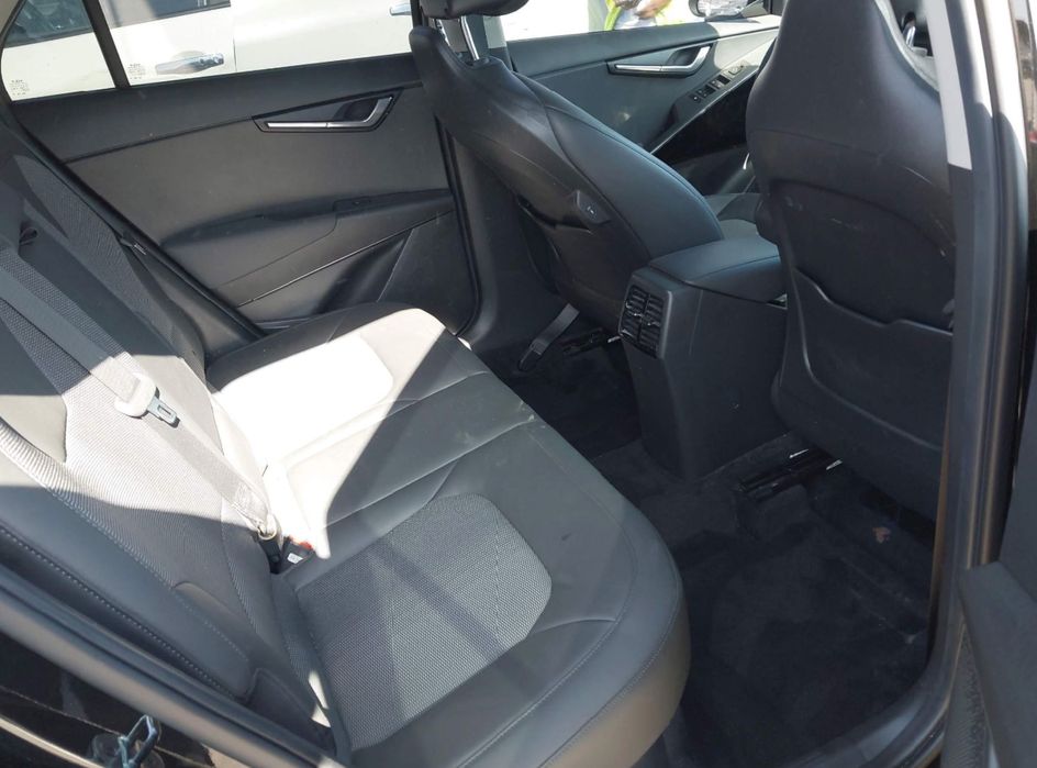 2023 KIA NIRO EX гібрид