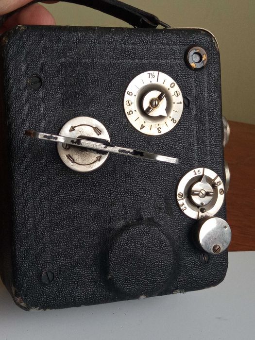 Камера Cine Nizo