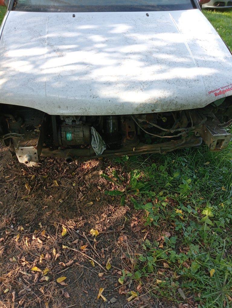 Golf 3 części lub w całości Ford drzwi lewy tył