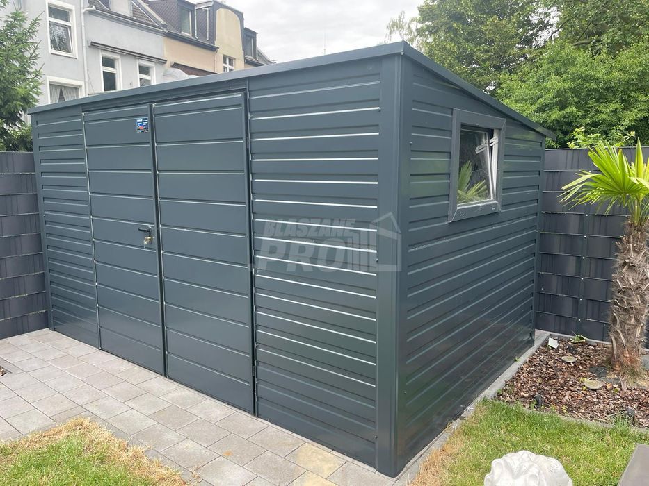 Domek ogrodowy 5x3 brama dwuskrzydłowa okno antracyt spad w tył GP116