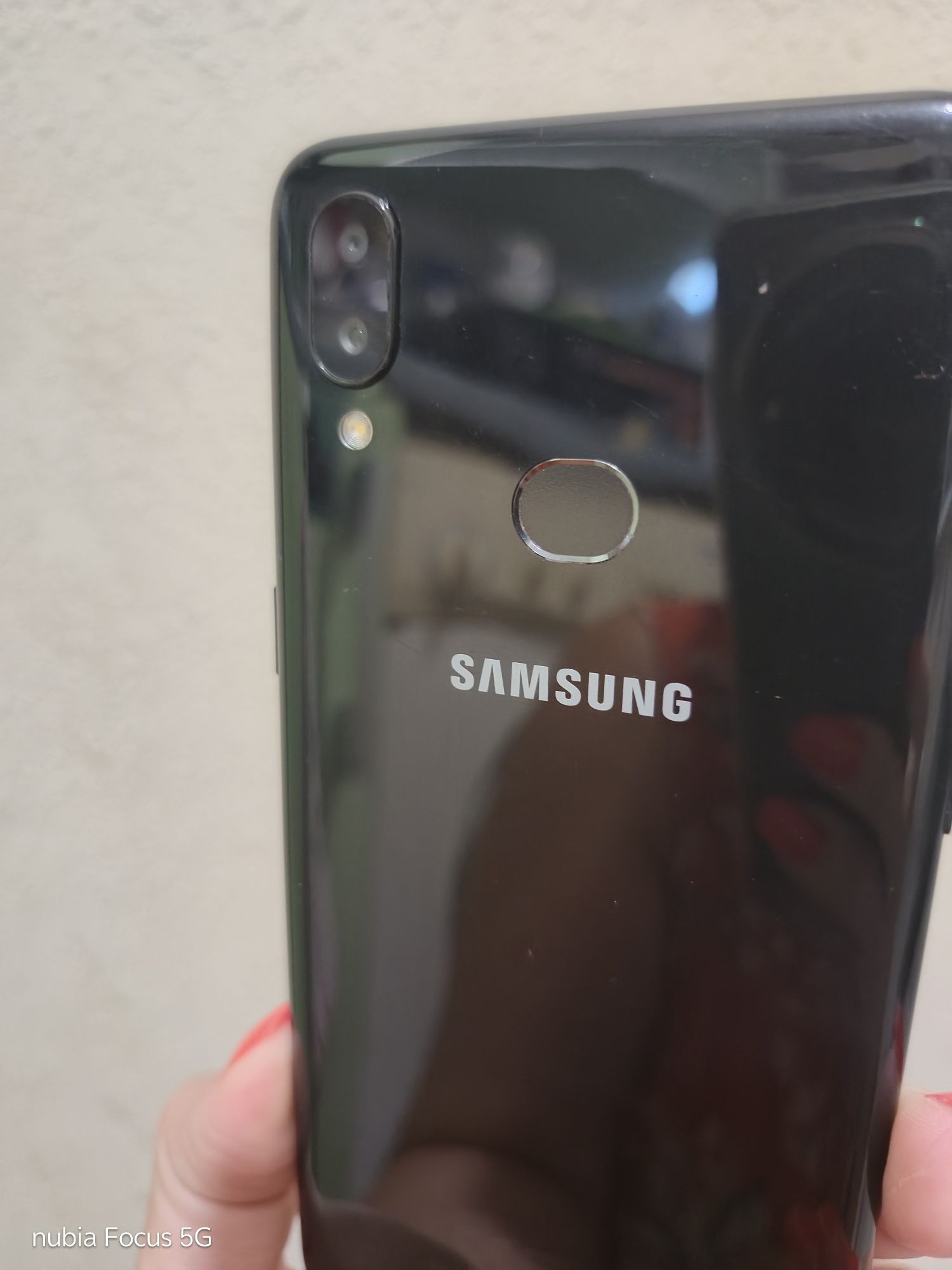 Galaxy A10S SM-A107F DS 2/32Gb в доброму стані, без пошкоджень.