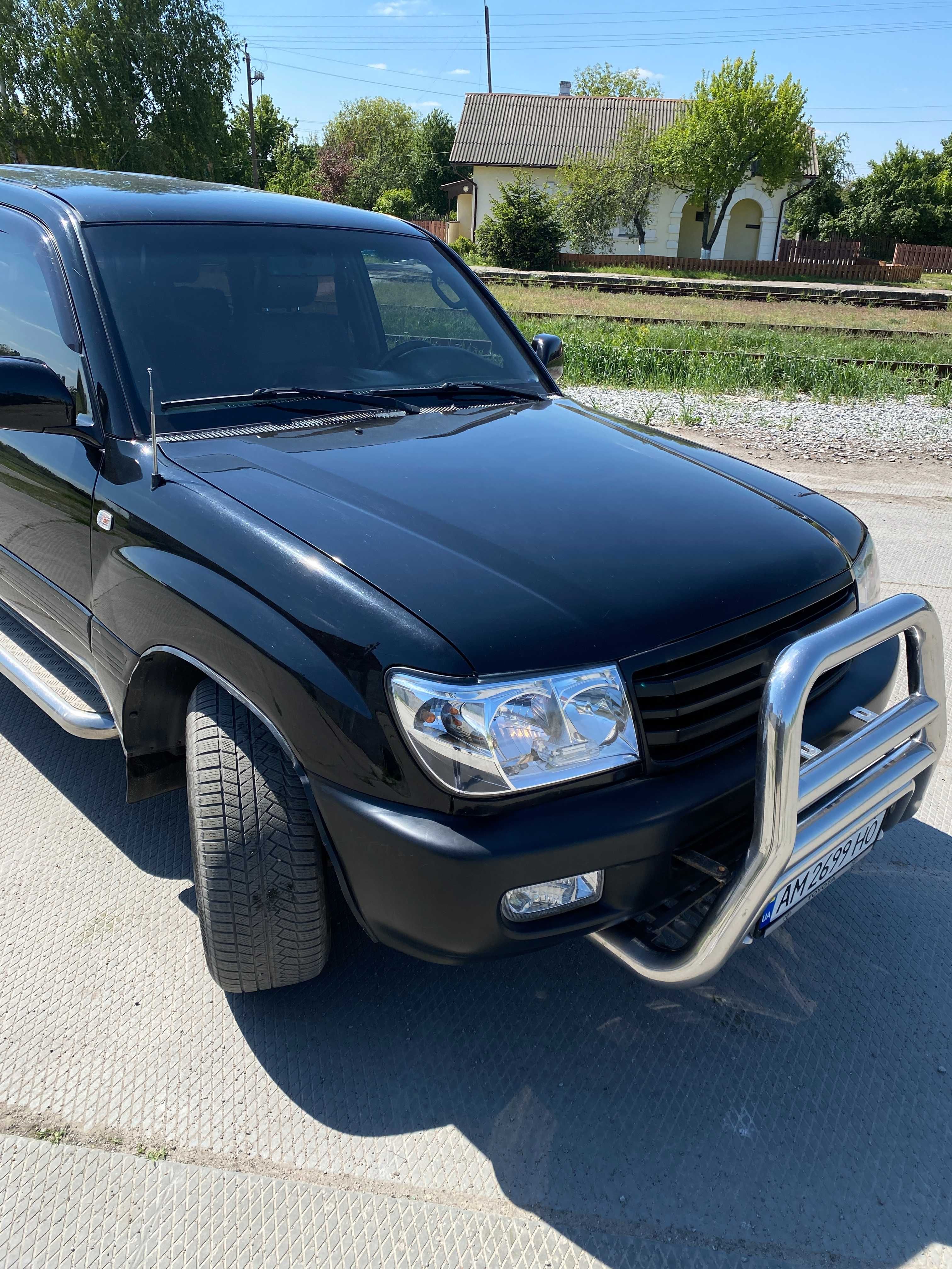 Toyota Land Cruiser 100 2001 4.7 Газ/Бензин