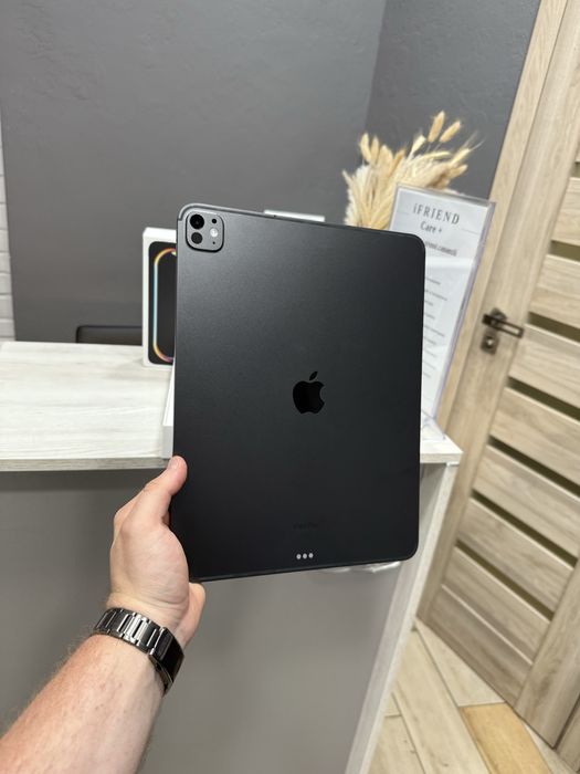 iPad Pro 13” 256gb Black M4 . Wi-Fi + LTE (підтримка сім)