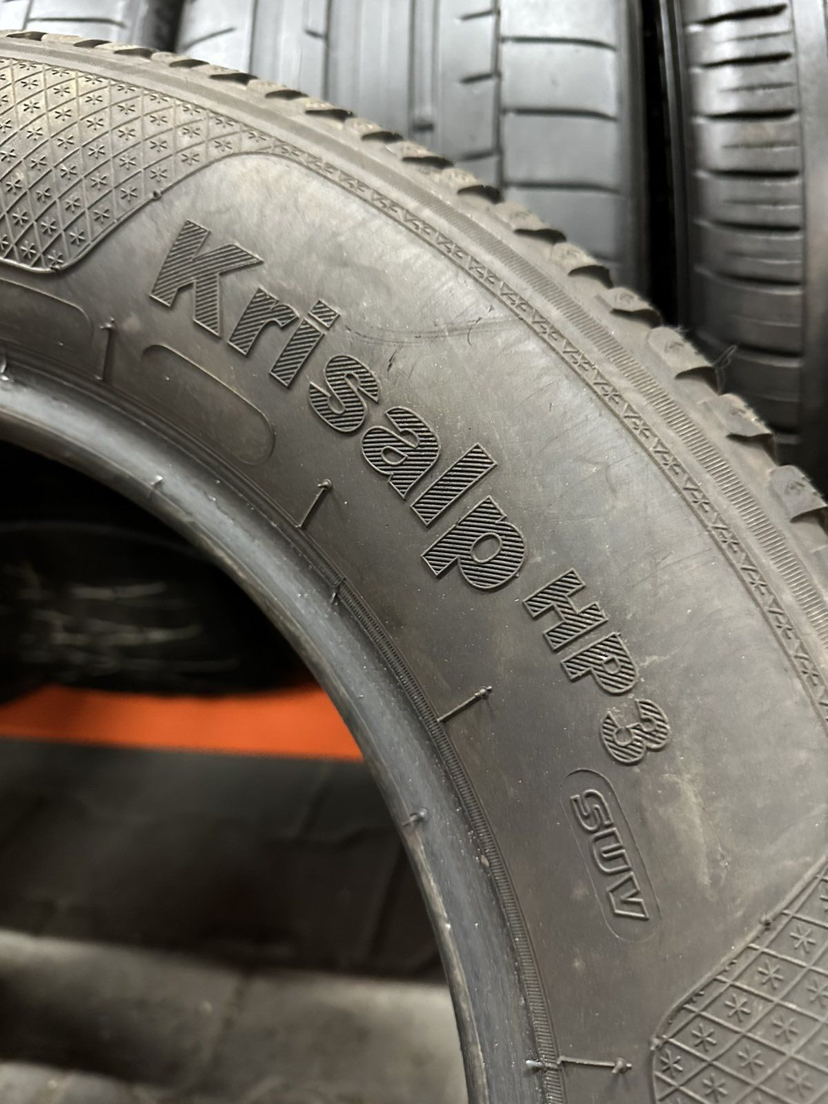 Шини Резина 215/65 R16 102H Kleber Krisalp HP3