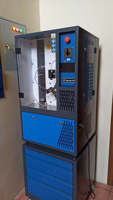 Продам бу стенд для проверки форсунок