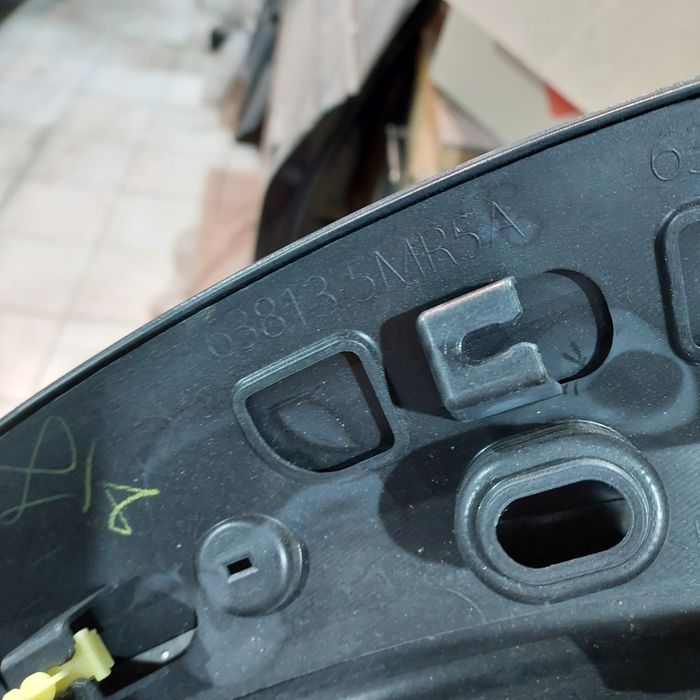 Накладка арки Nissan Ariya