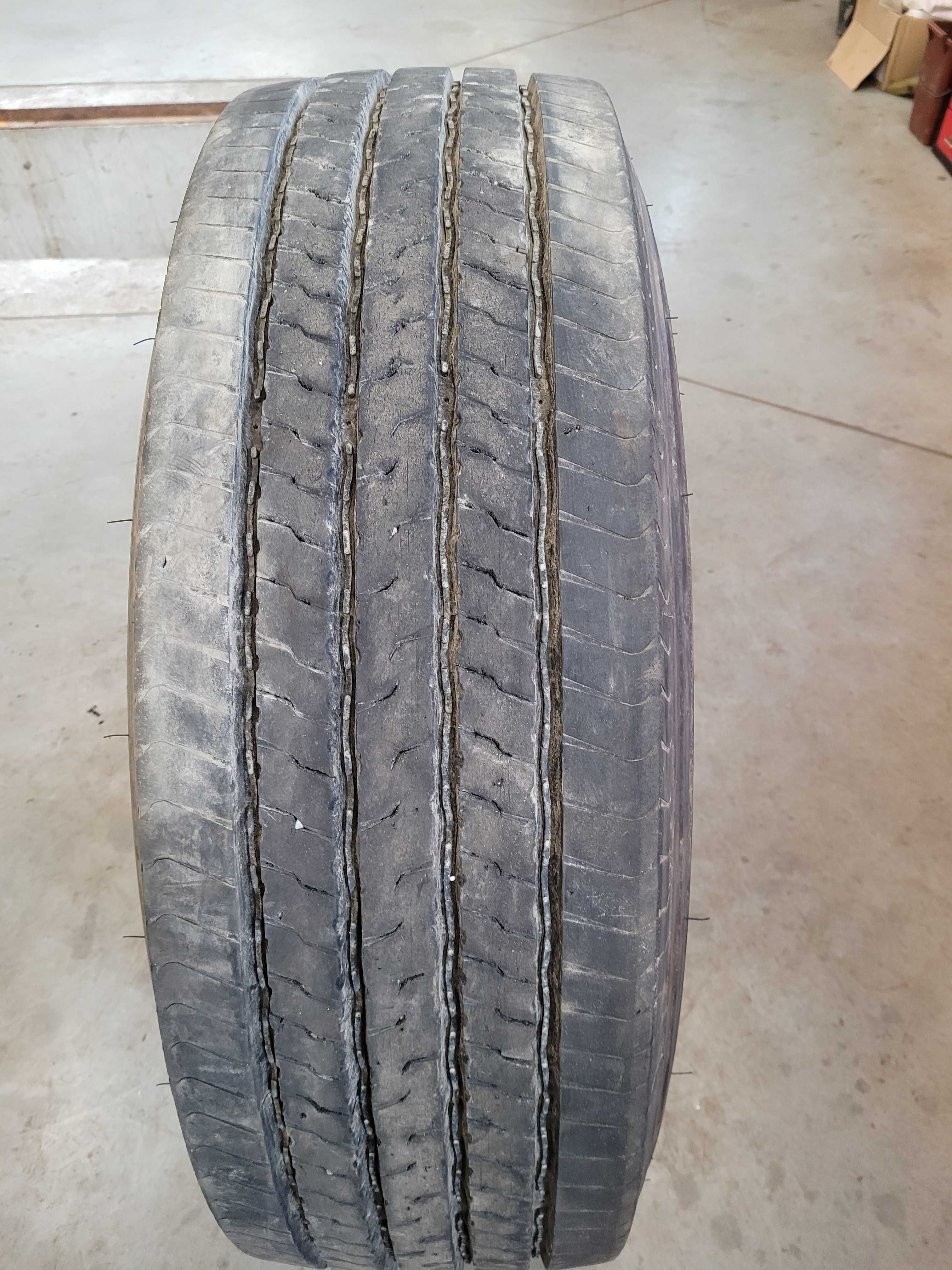 Opona Pirelli  315/70r 22,5