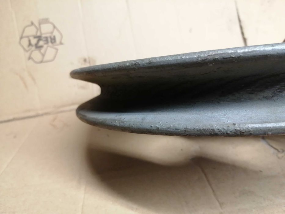 Koło linowe na łożysku wyciąg obornika FI 250 MM