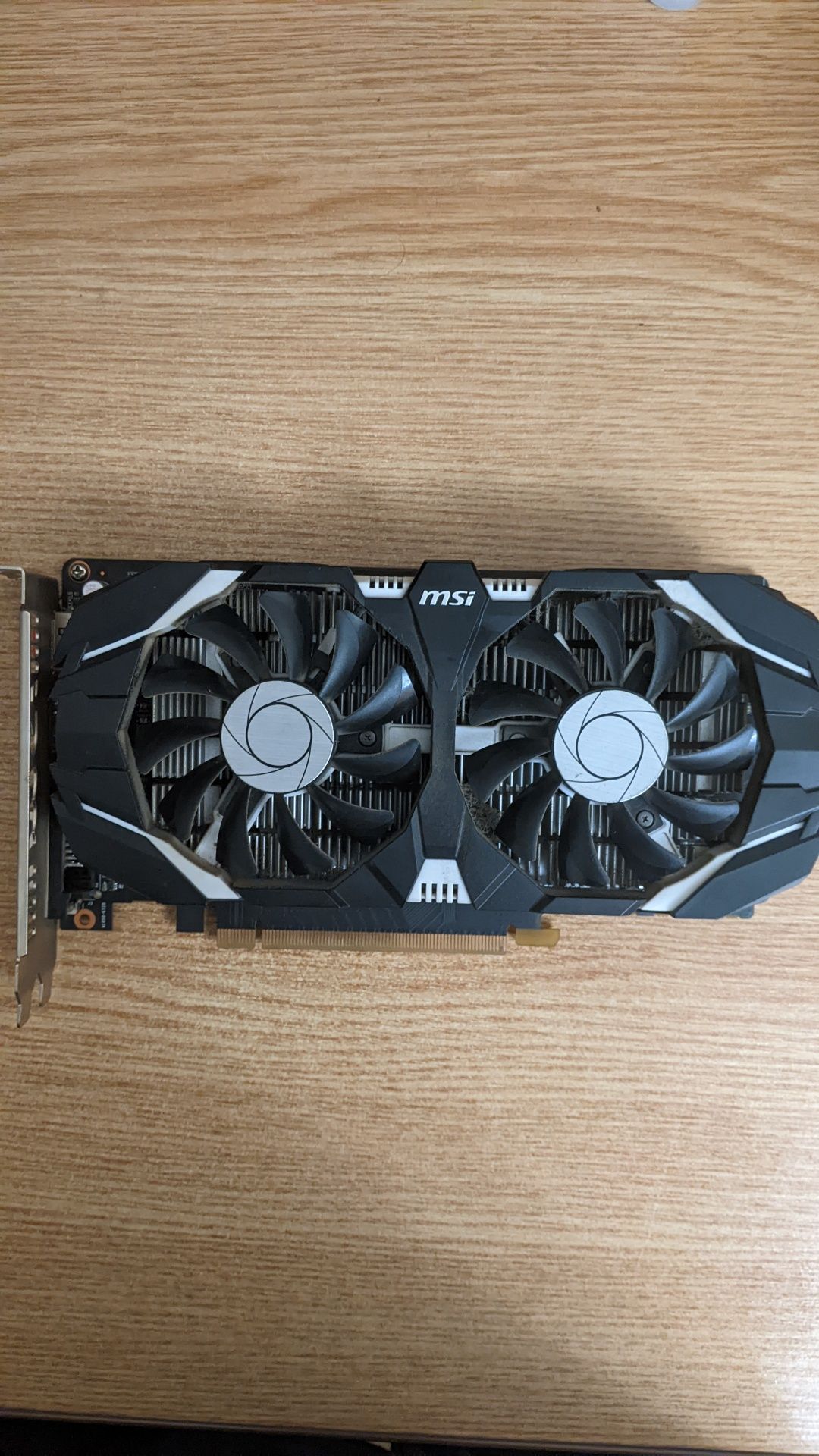 Відеокарта Msi 1050ti 4gb