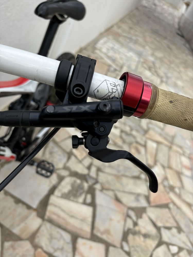 Bicicleta Cube Stereo