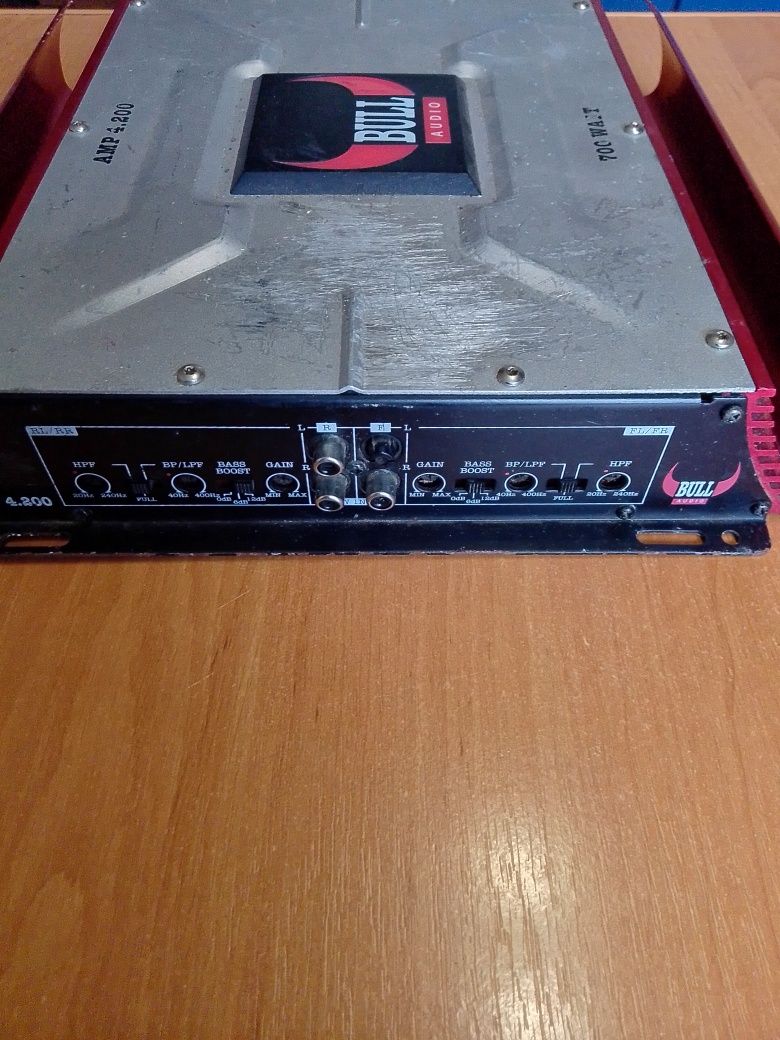 Авто підсилювач Bulls Audio Amp 4.200