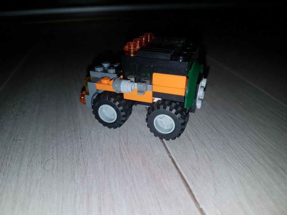 Sprzedam klocki Lego Creator 3 in 1, Transporter helikopterów