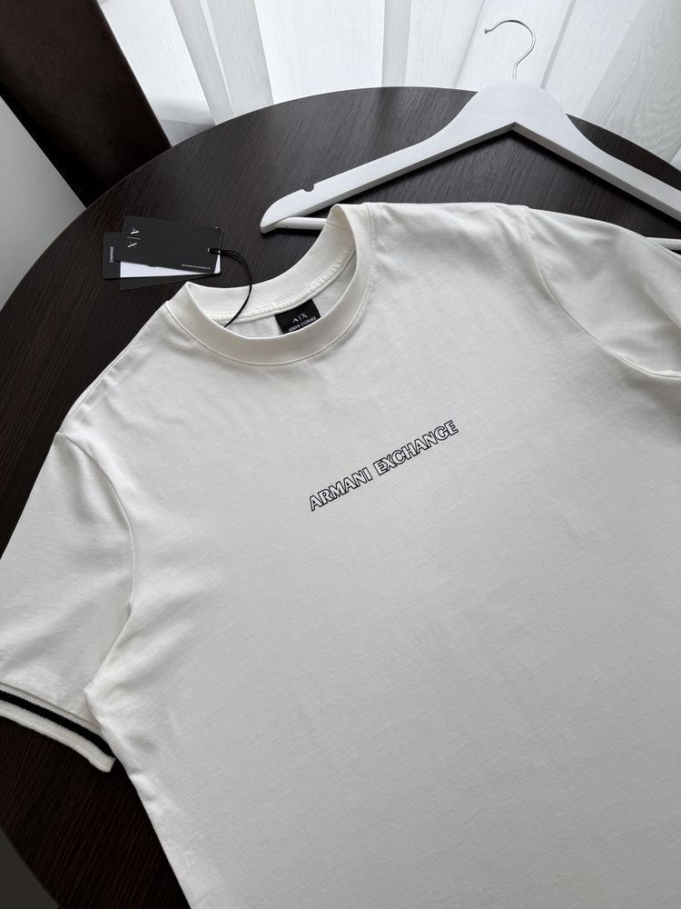 Футболка Armani Exchange