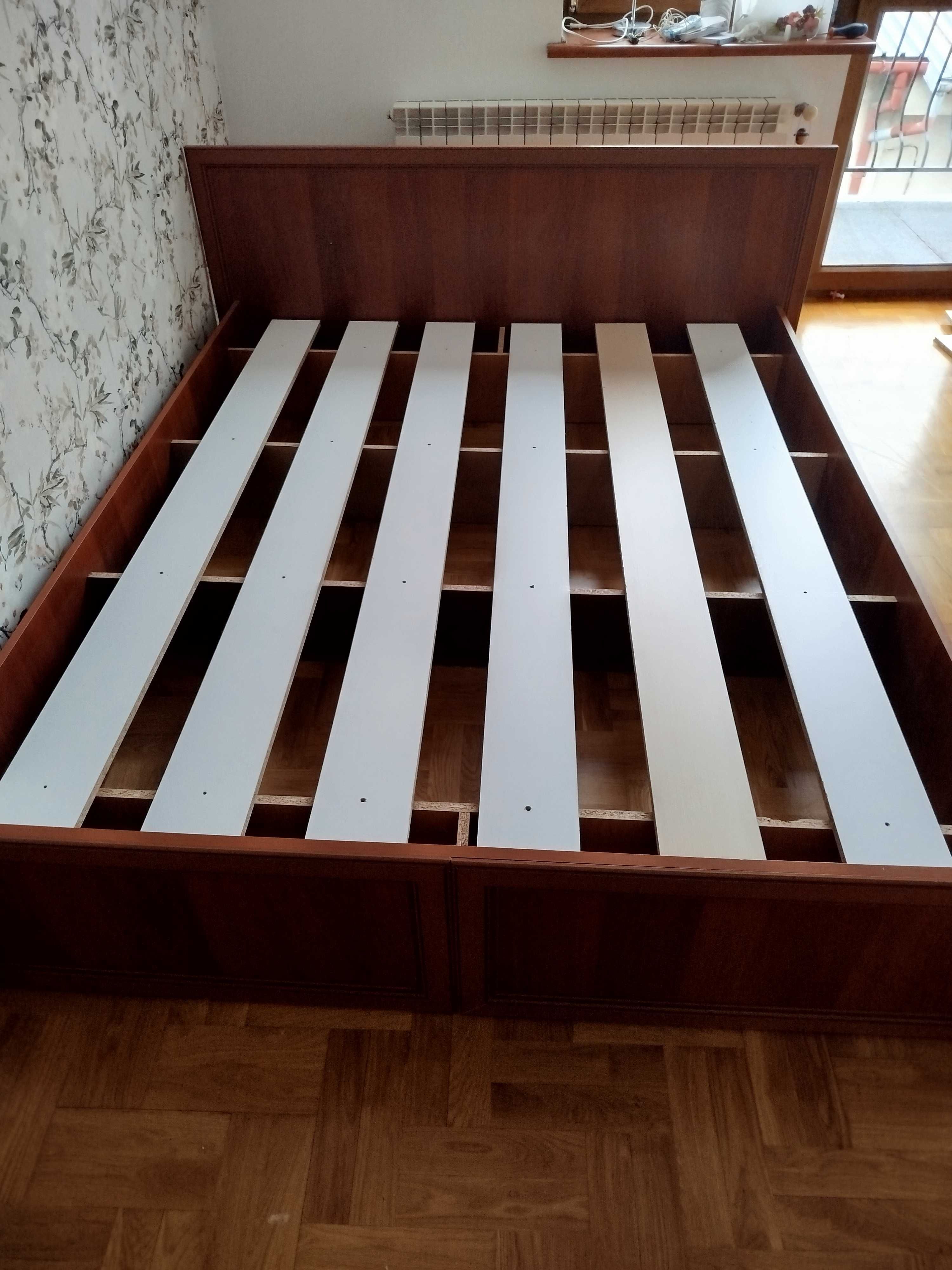 Zestaw mebli do sypialni szafa,komoda i łóżko