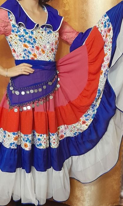 Циганський костюм (сукня)