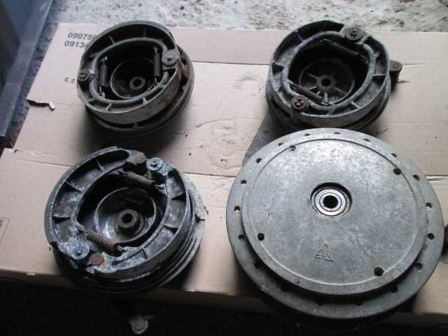 Cubos  e  pratos   efs grande