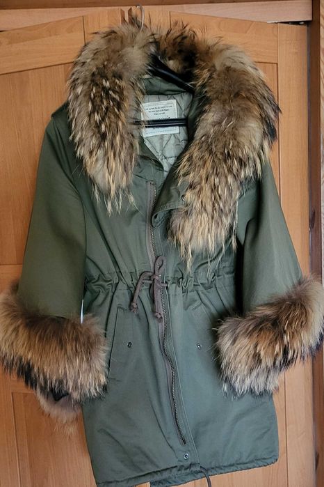 Parka z pieknym jenotem