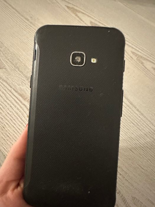 Samsung Xcover 4 używany