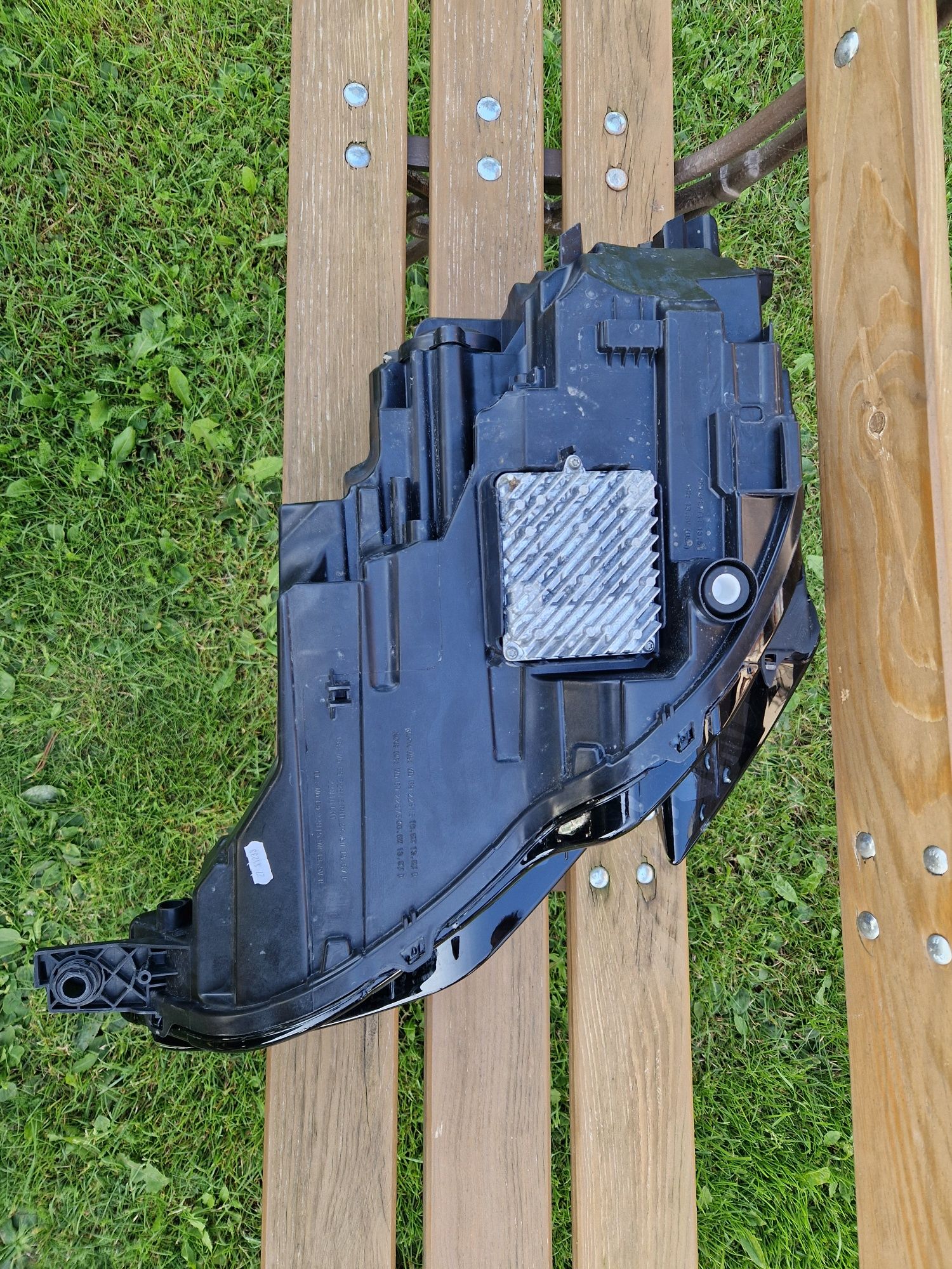 Lampa Audi A3 8Y LED Prawa