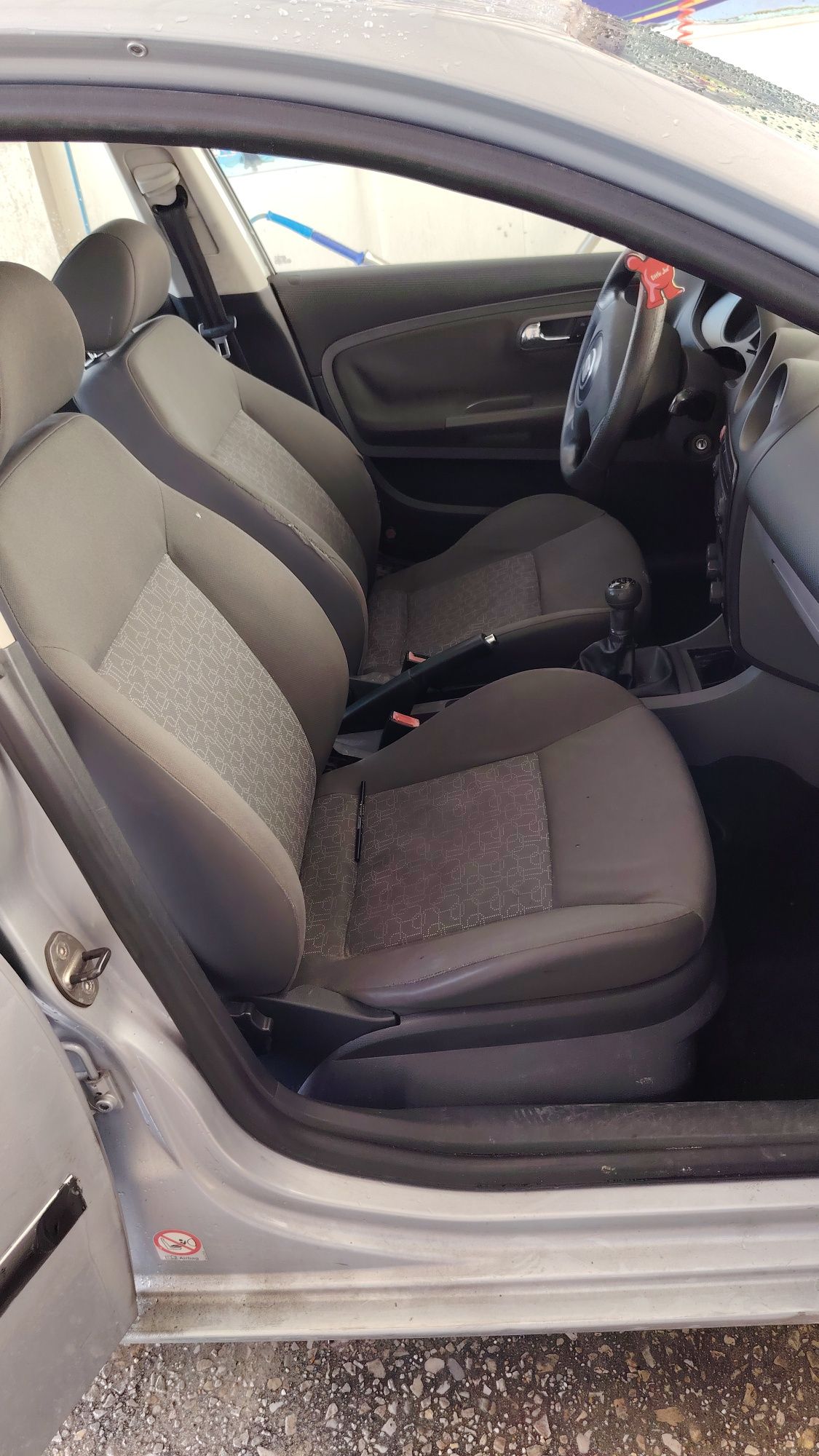 SEAT IBIZA 6L 1.2 gasolina 2006