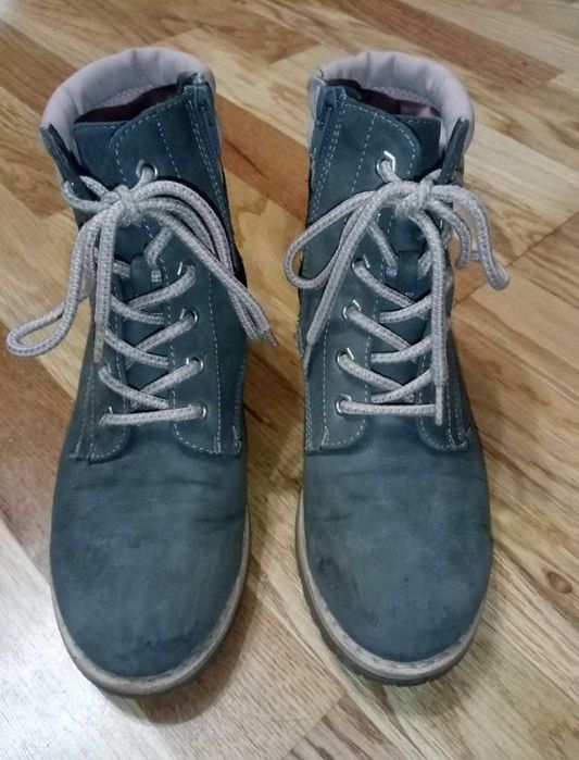 Ботинки на девочку Venice 34р нубук