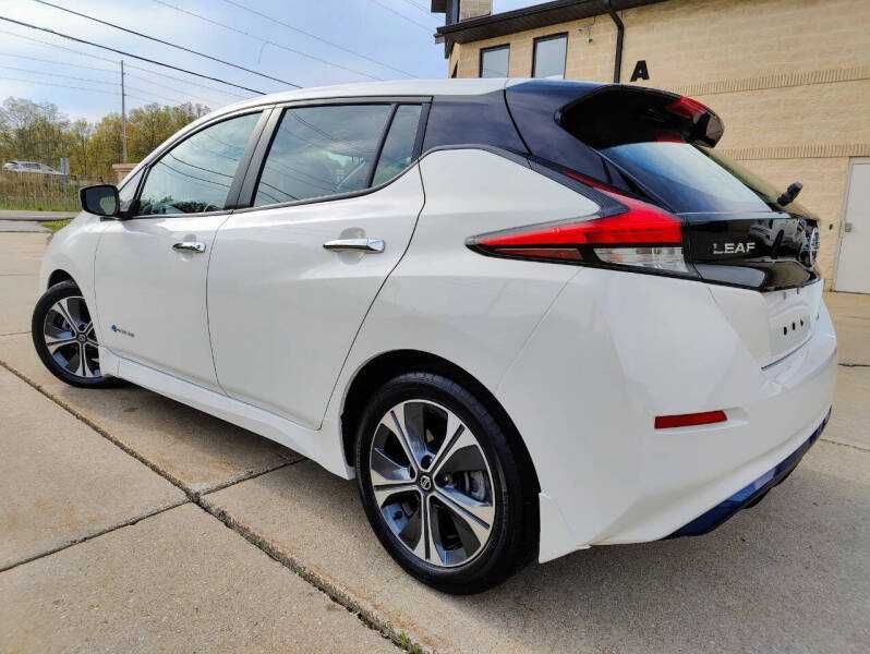 2018 Nissan LEAF SV