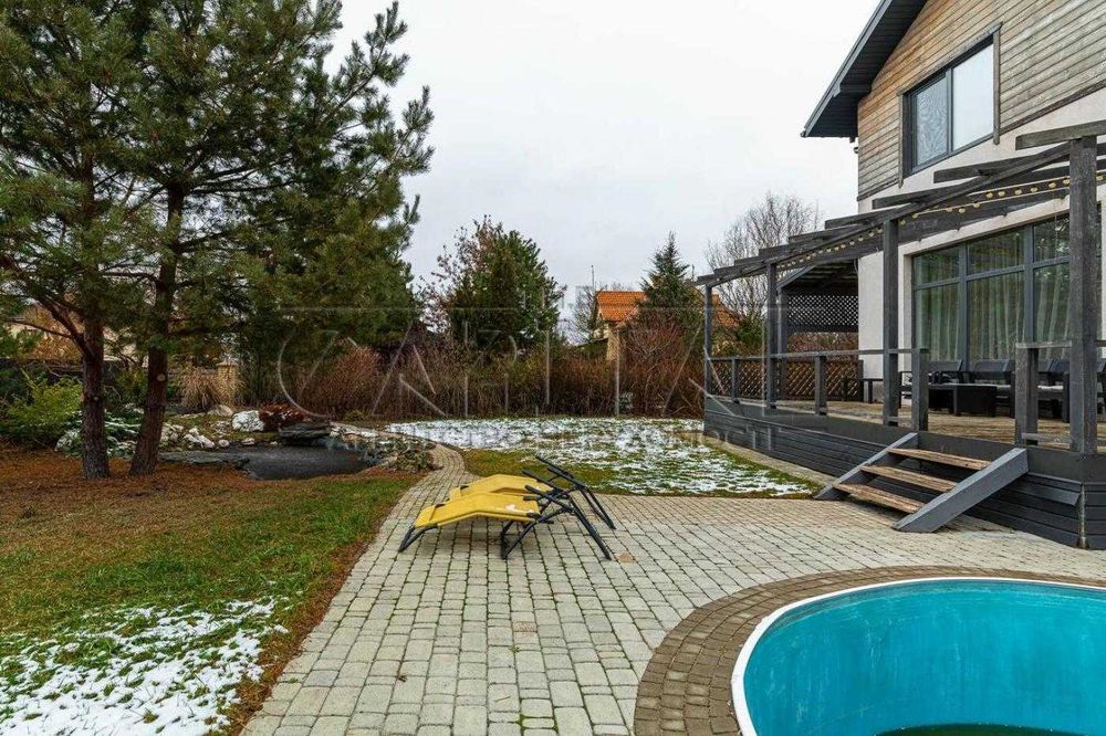 Продажа Дома! с Бассейном ! большая территория Киев