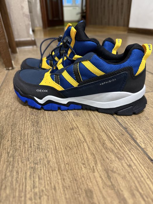 Взуття для хлопчика черевички ботінки Geox