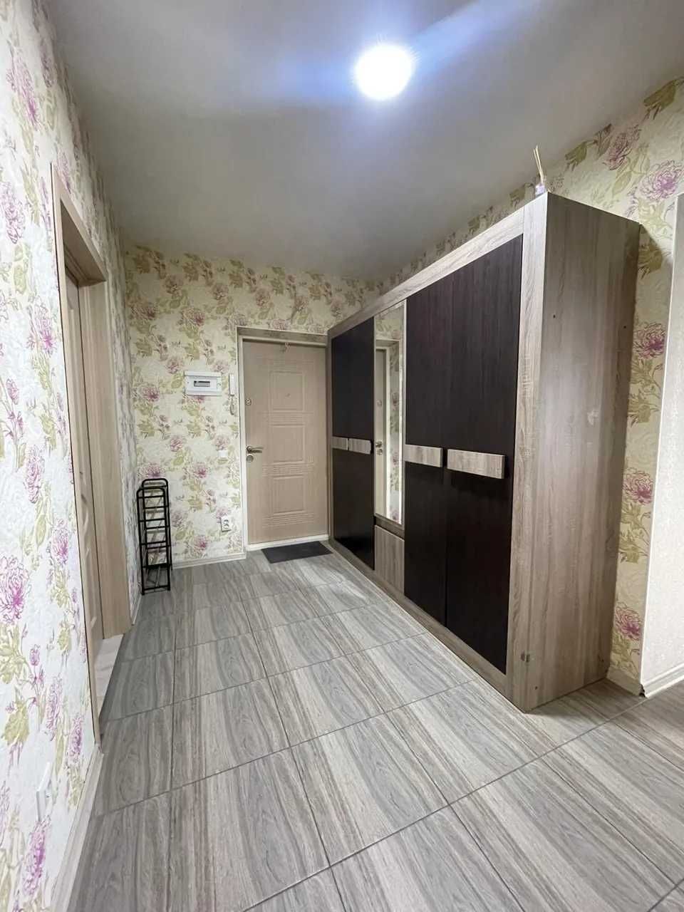 Продаж укомплектованої 2 кім квартири в ЖК Сонячний,що біля ОЗЕРА