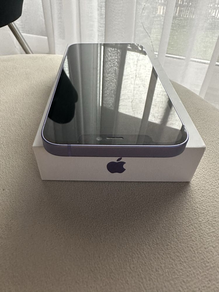 iPhone 12 fioletowy w idealnym stanie