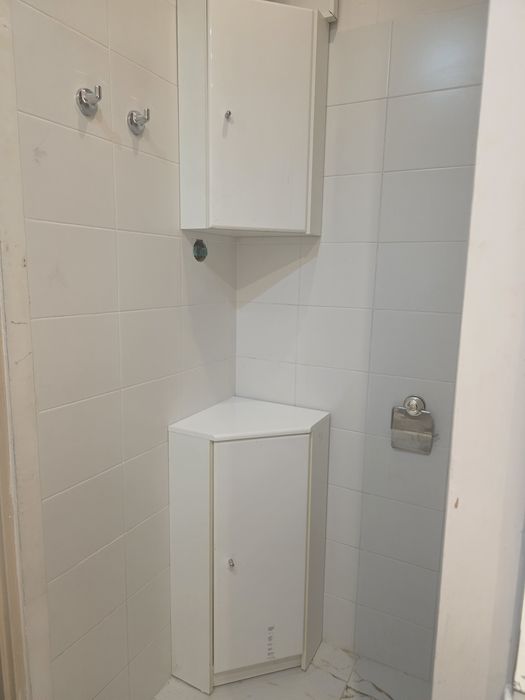 Szafka łazienkowa narożna