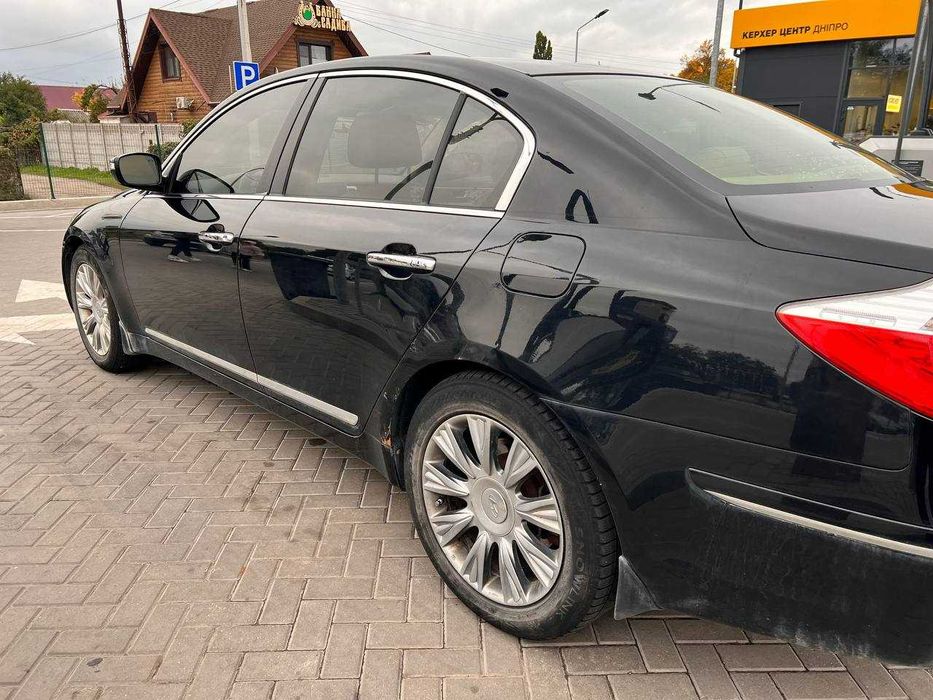 Hyundai Genesis 2008 3.8