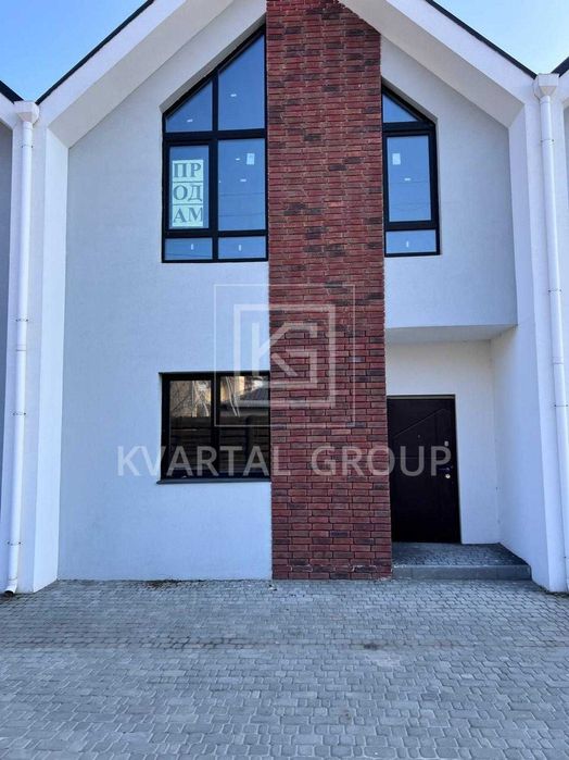 БЕЗ КОМІСІЇ! ТаунХаус 2 поверхи.3 кімнати+кухня студія.БЕЗ РЕМОНТУ.ГАЗ