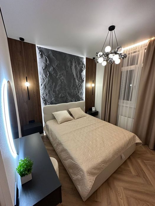 Продам двухкомнатную квартиру, кадор сити на ул. Краснова