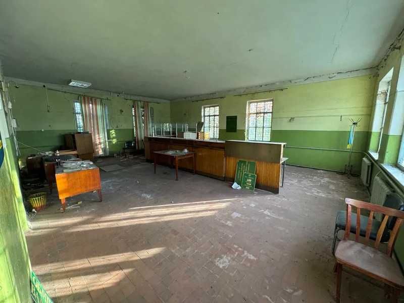 Продаж нежитлової, 102,1 кв. м, Градизьк, вул. Героїв Дніпра, 2