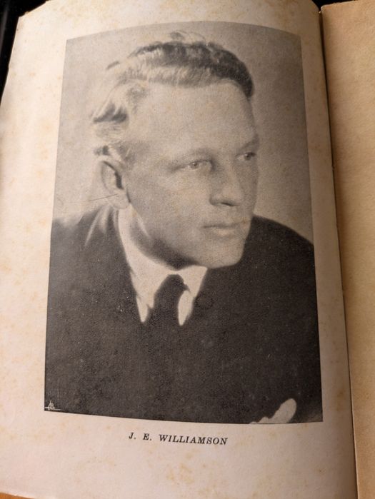 Vinte Anos Debaixo do Mar de J.E. Williamson